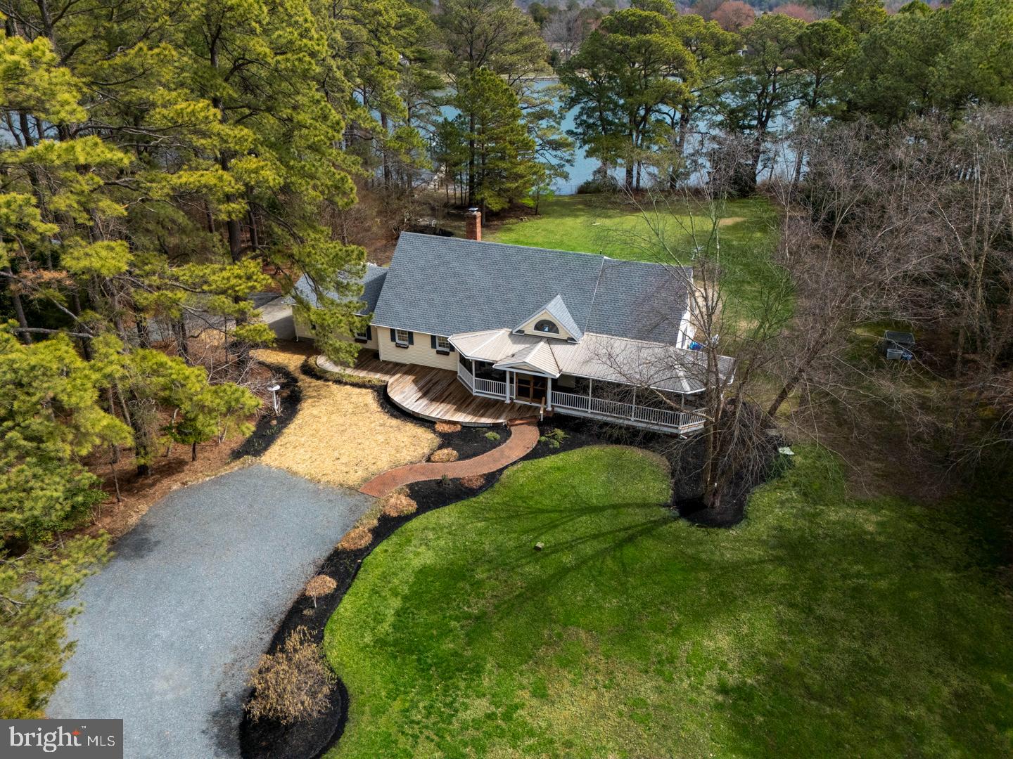 22710 Emilys Ln