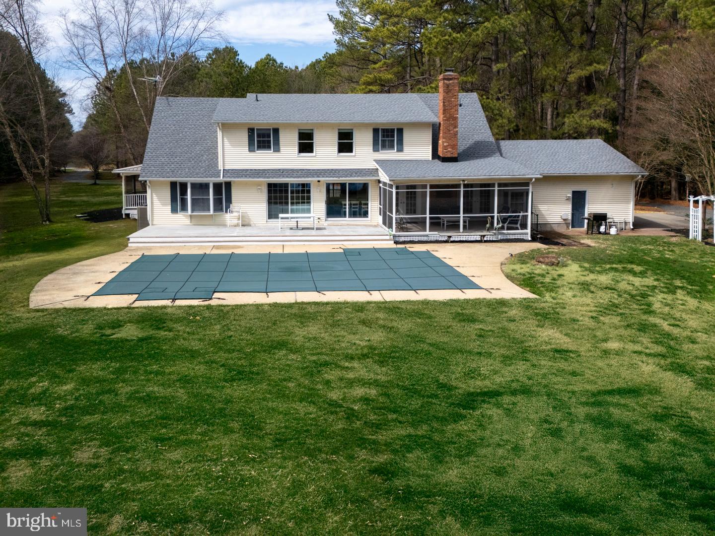 22710 Emilys Ln