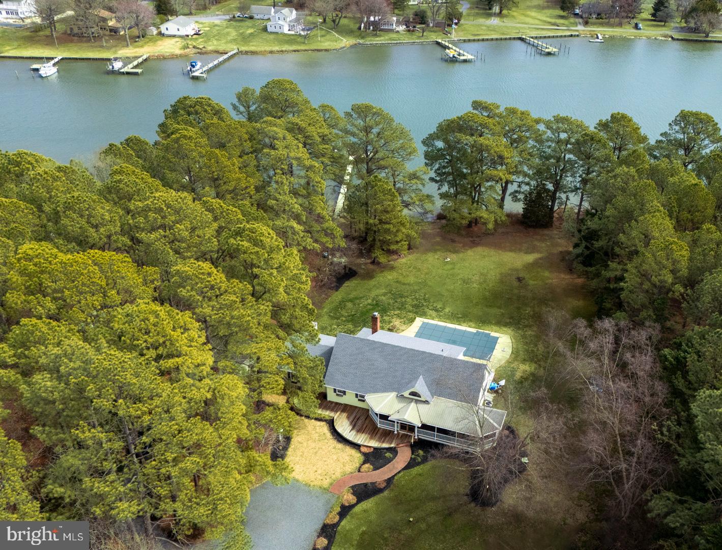 22710 Emilys Ln