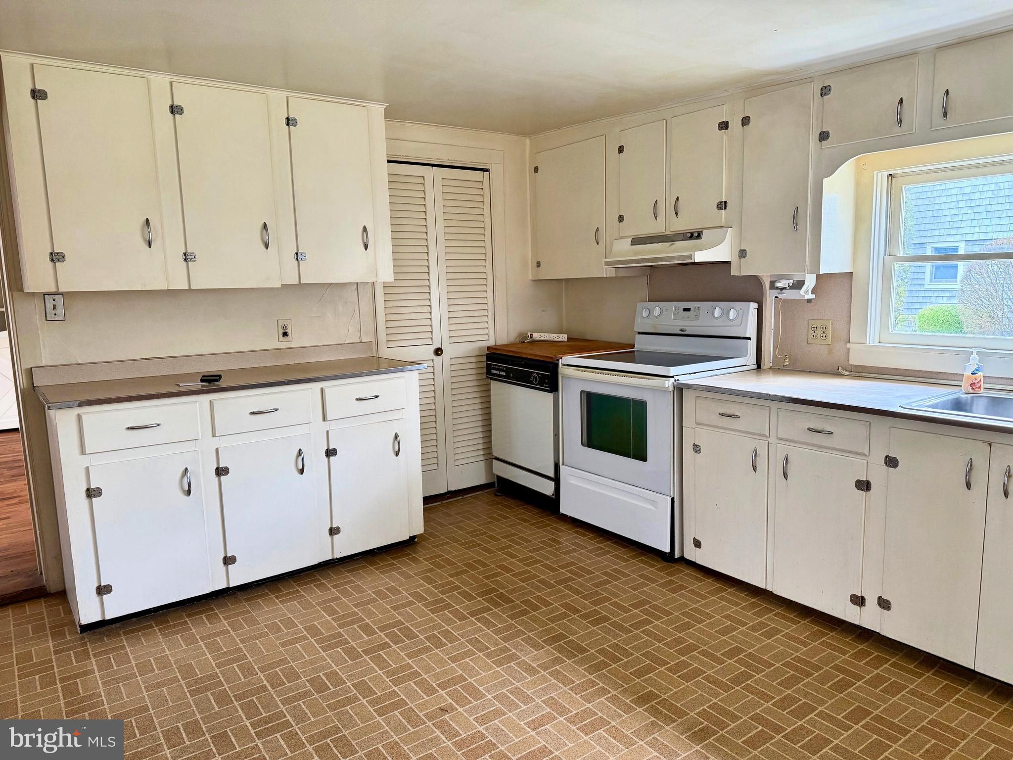 21907 Sherwood Landing Rd