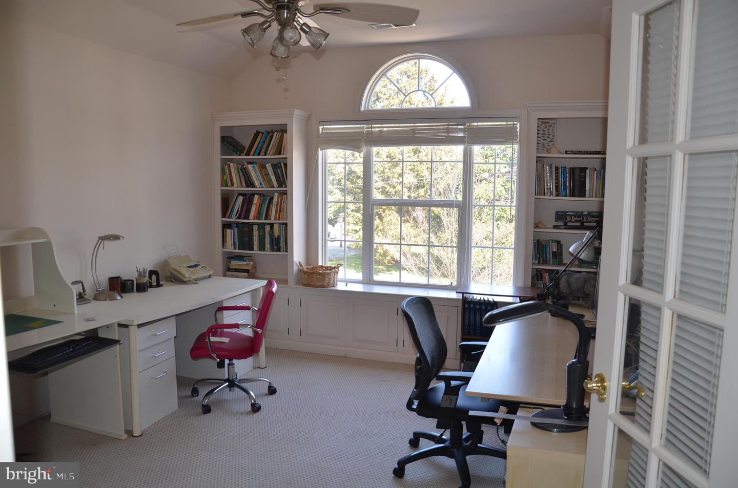 919 Riverview Ter