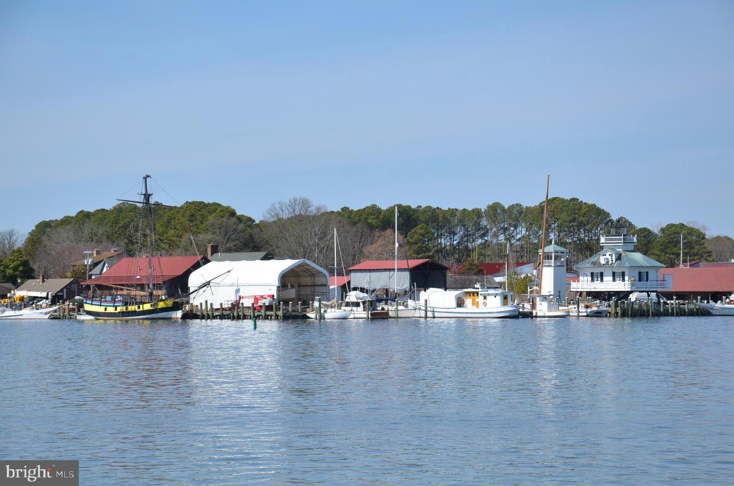 919 Riverview Ter