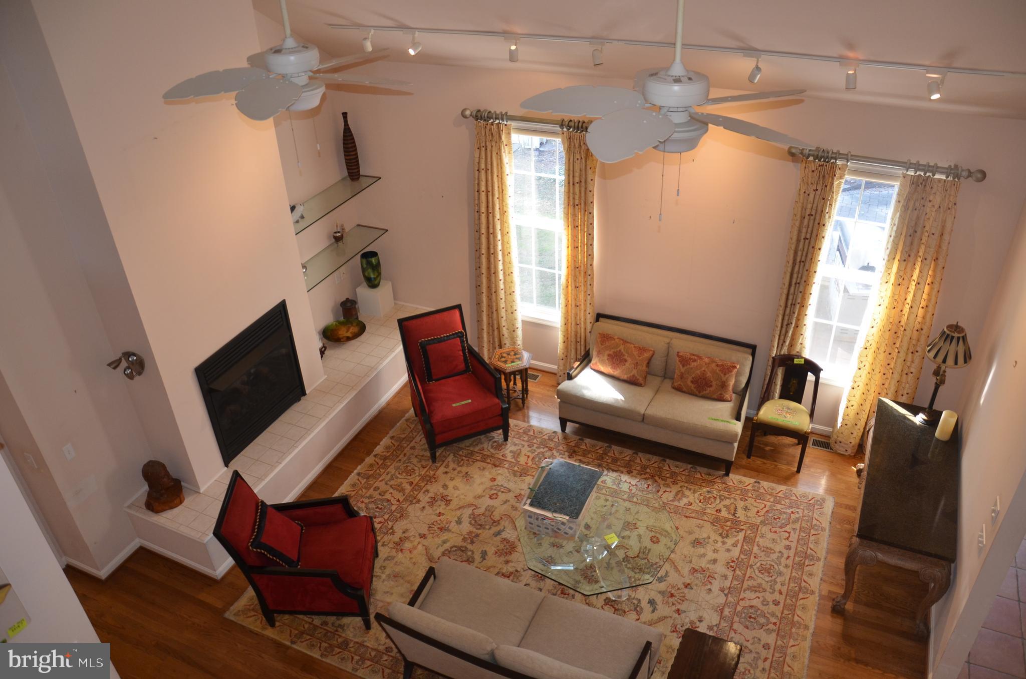 919 Riverview Ter
