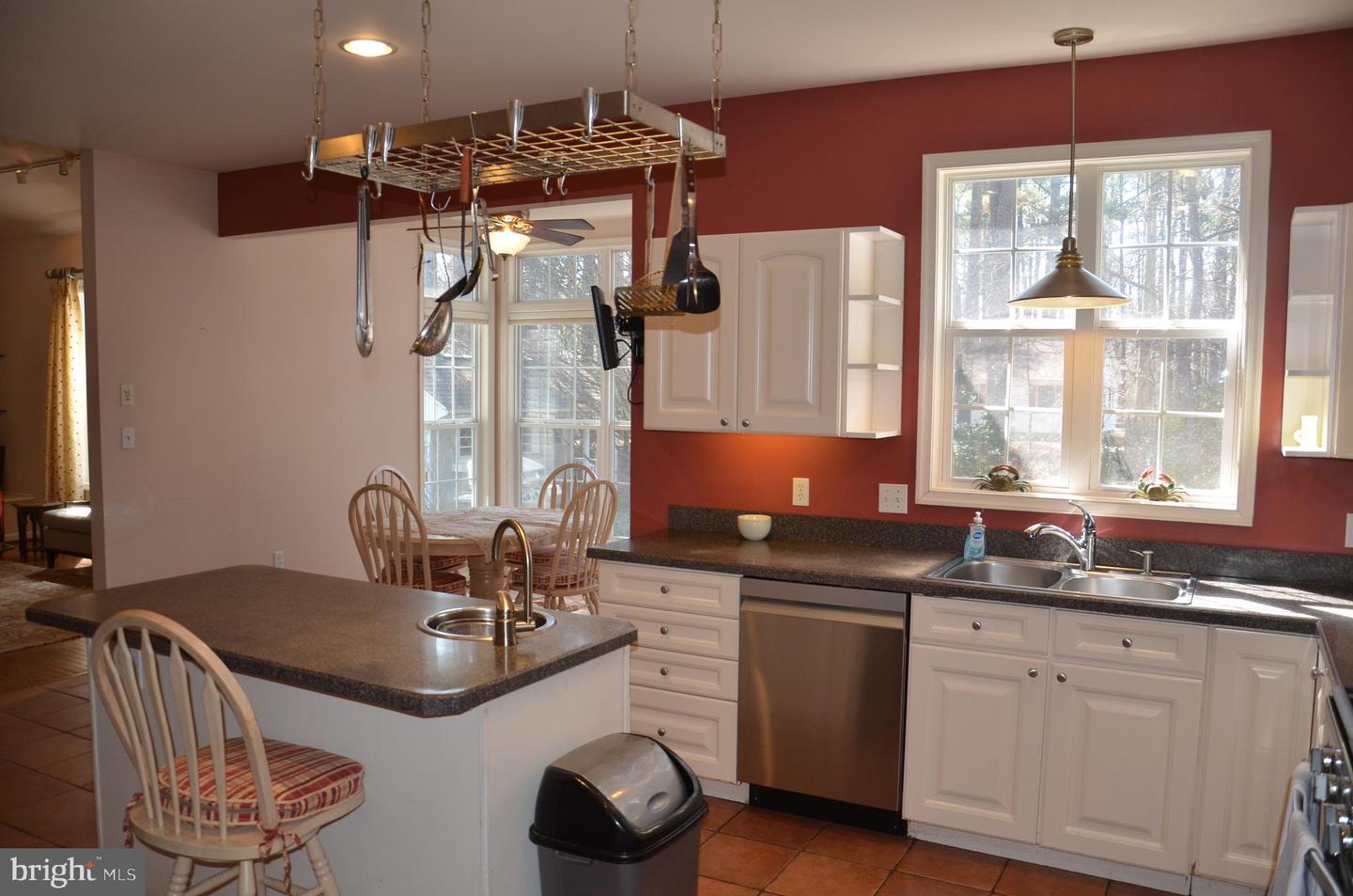 919 Riverview Ter