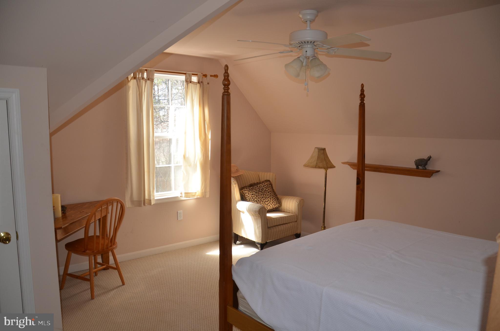 919 Riverview Ter