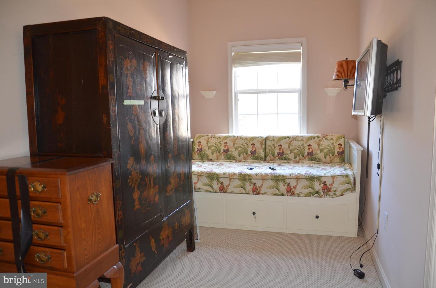 919 Riverview Ter