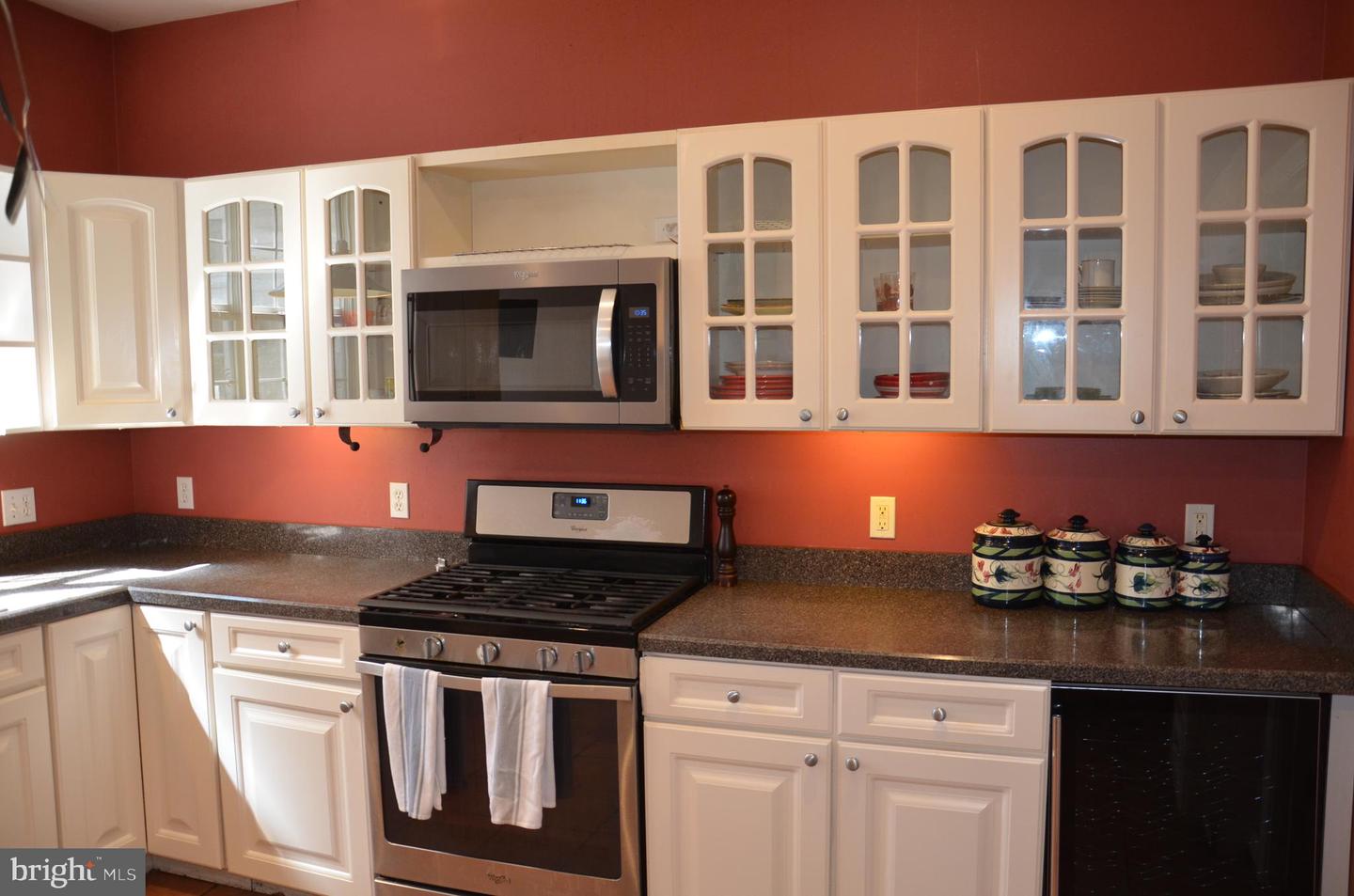 919 Riverview Ter