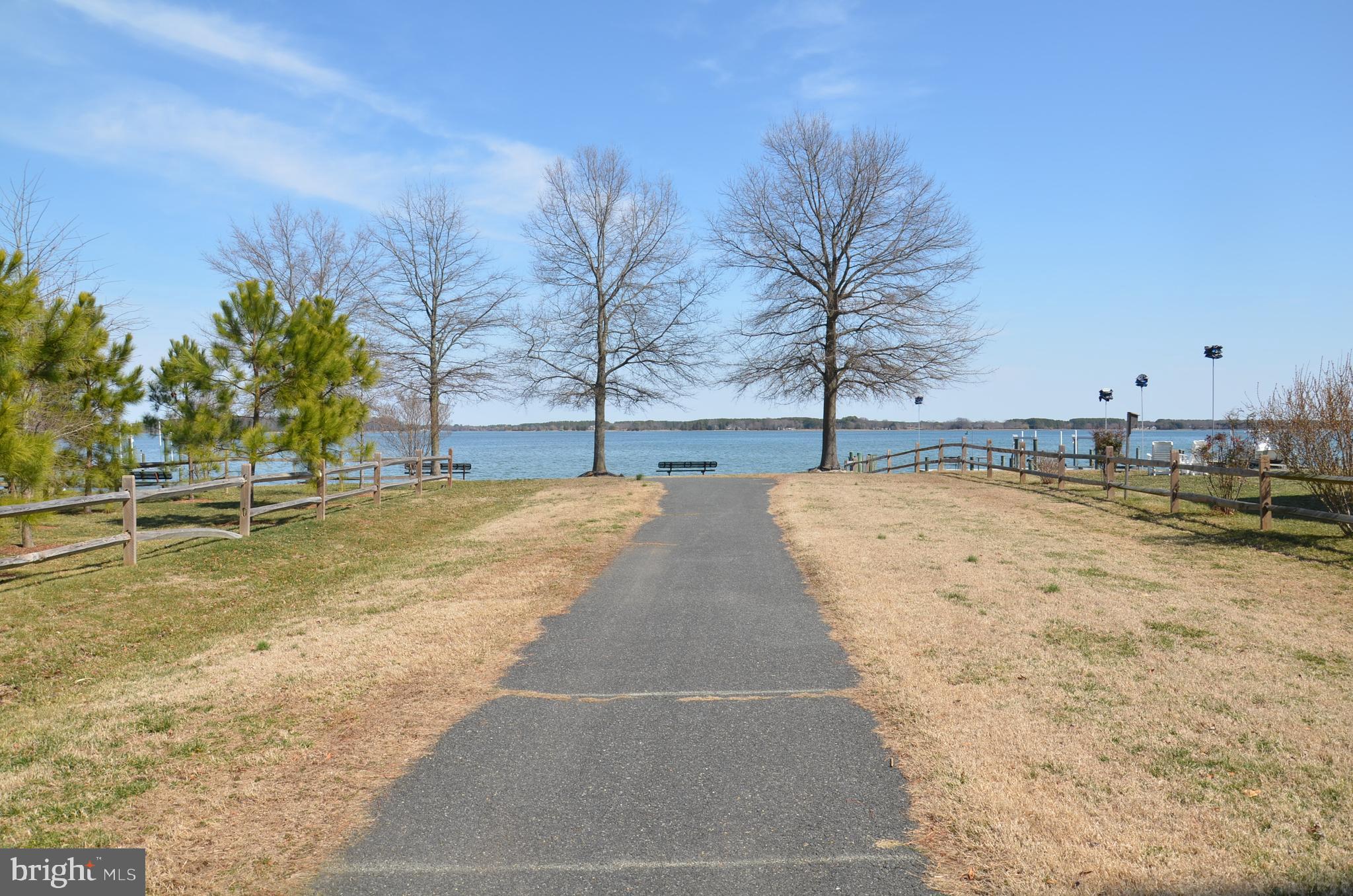 919 Riverview Ter