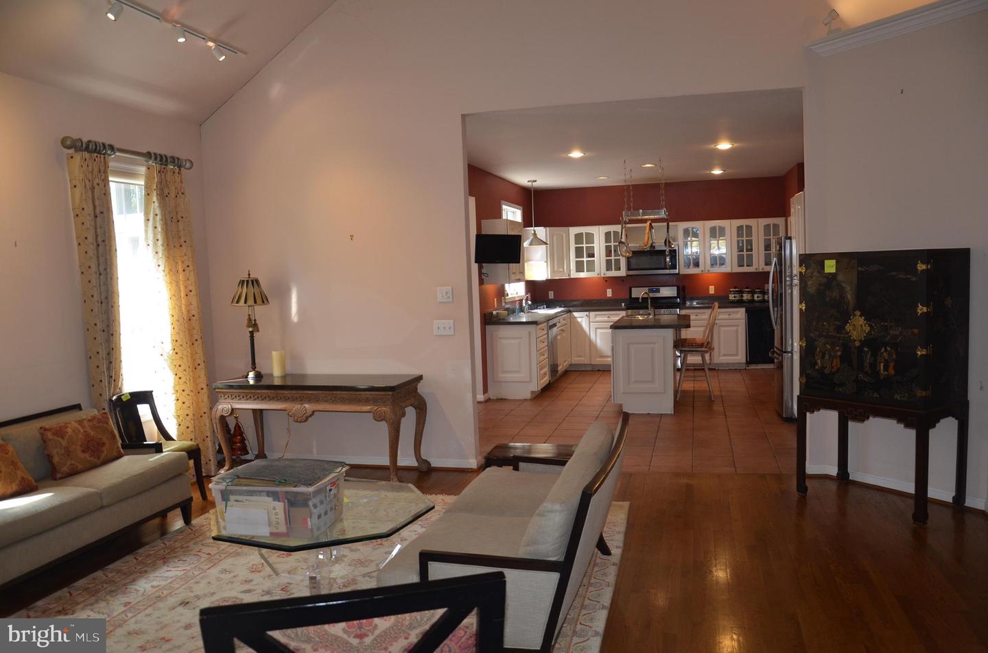 919 Riverview Ter