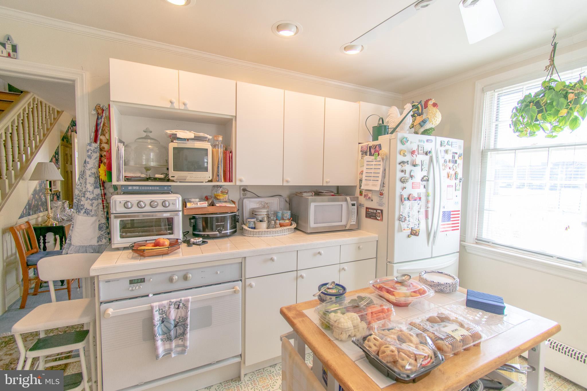 719 Elizabeth St