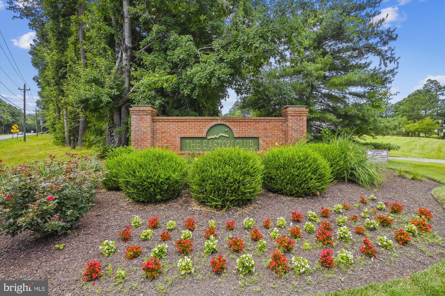 7416 Tour Dr