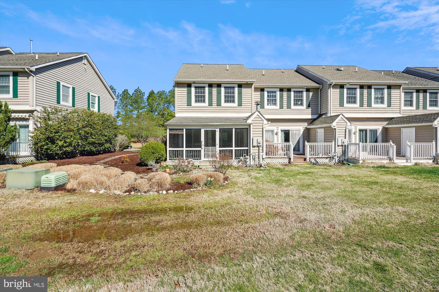 7416 Tour Dr