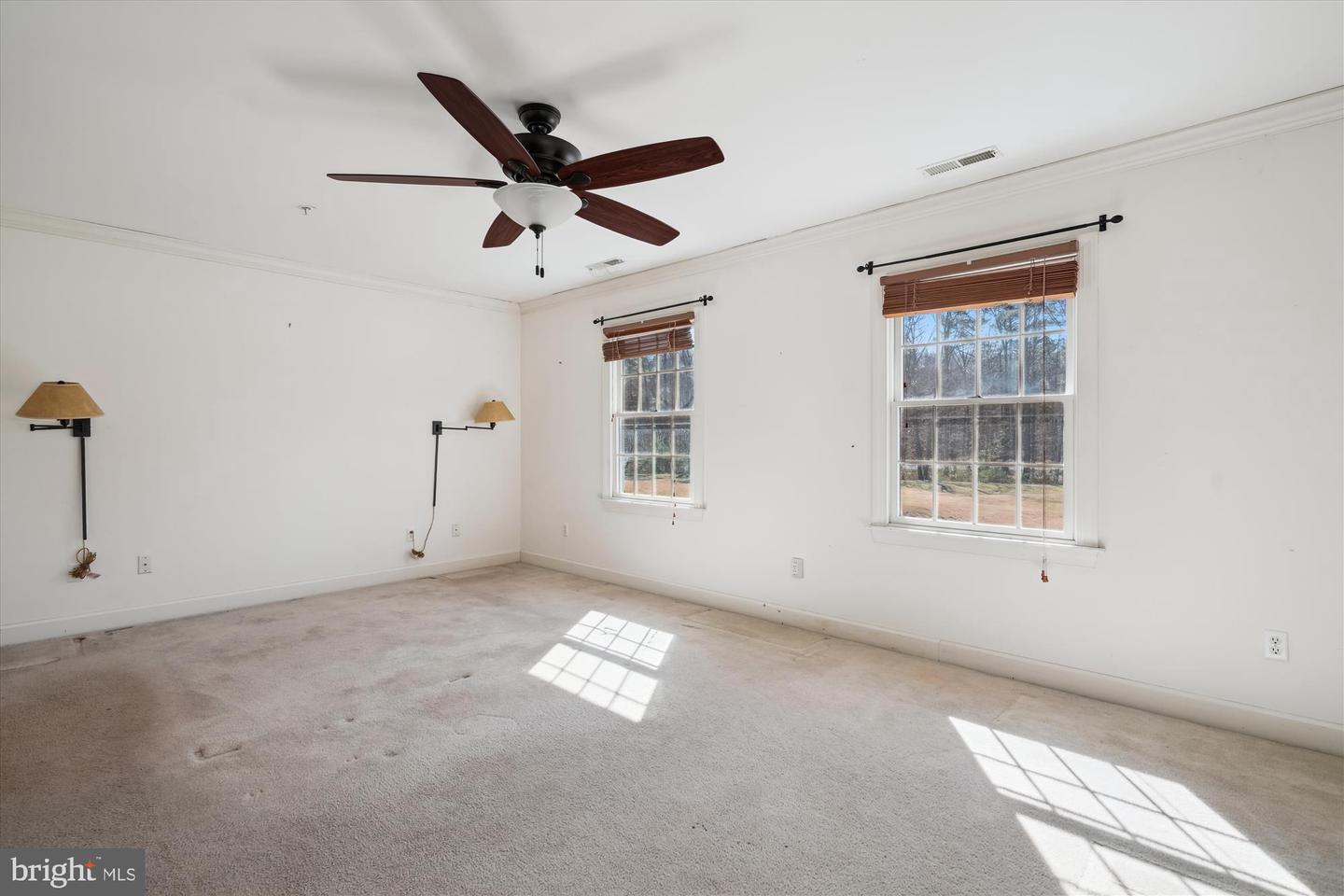 7416 Tour Dr