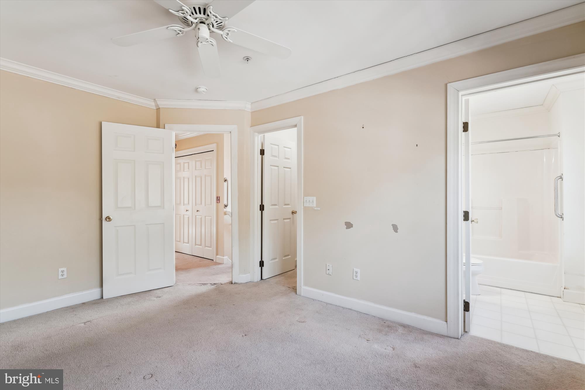 7416 Tour Dr
