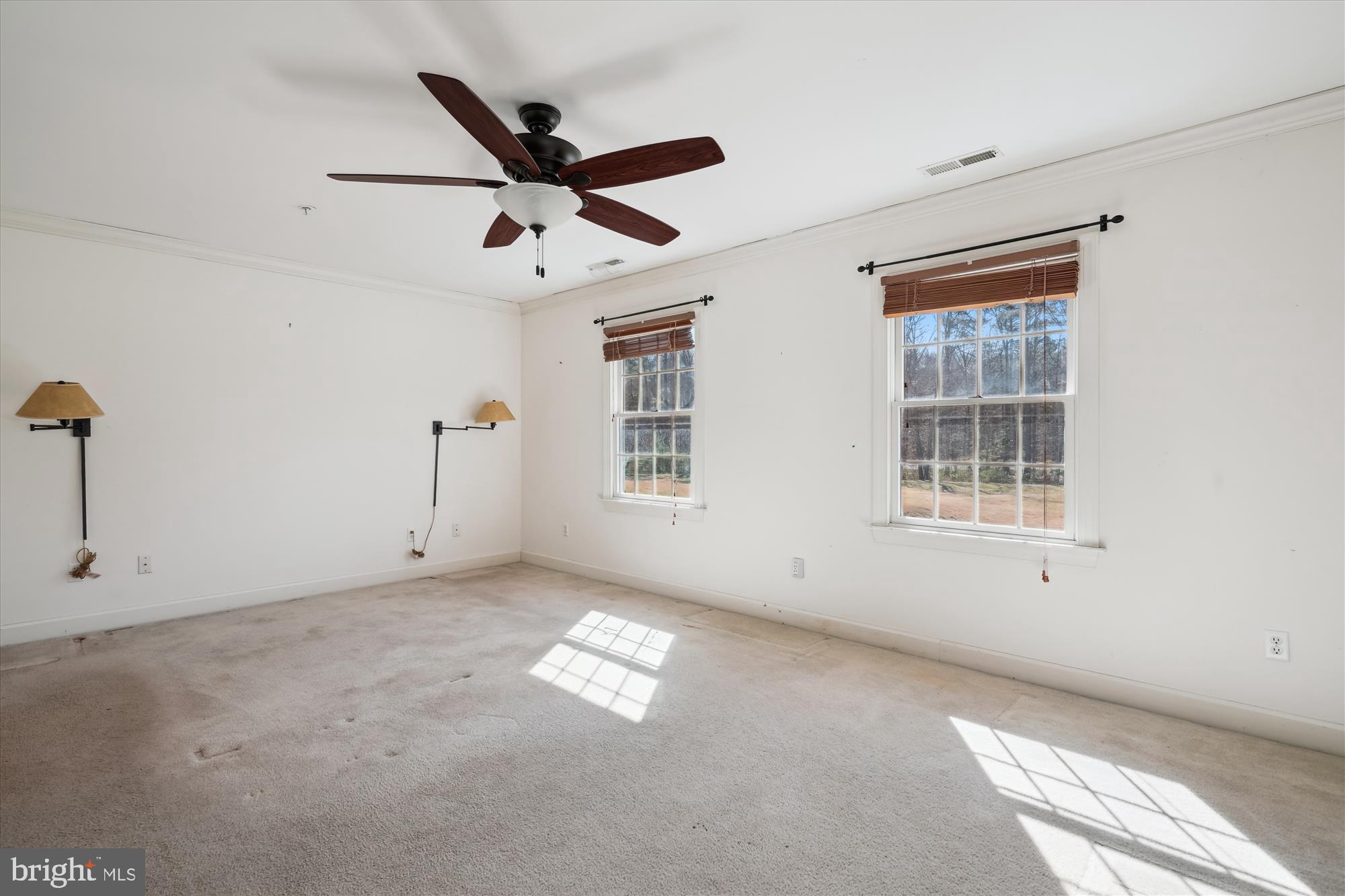 7416 Tour Dr