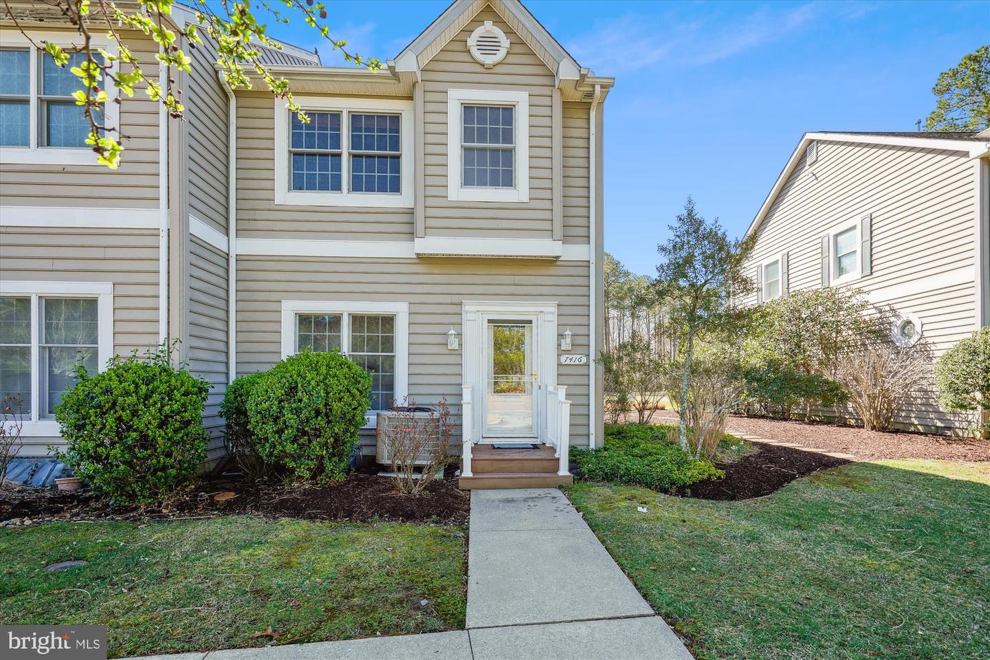7416 Tour Dr