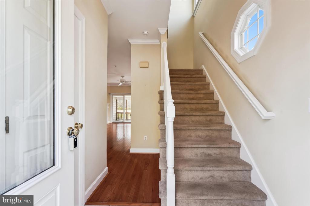 7416 Tour Dr