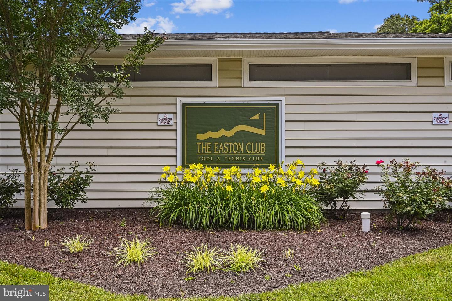 7416 Tour Dr