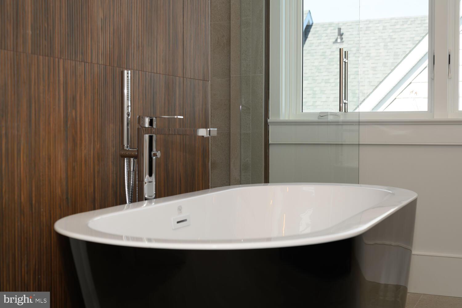 21485 ISLAND CLUB ROAD