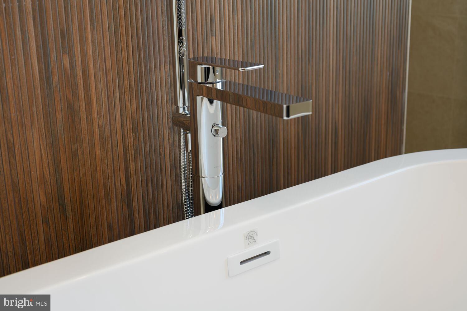 21485 ISLAND CLUB ROAD