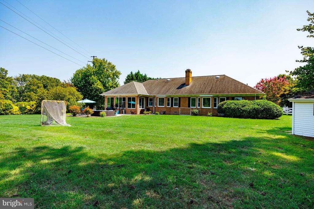 4 Oxford Ct