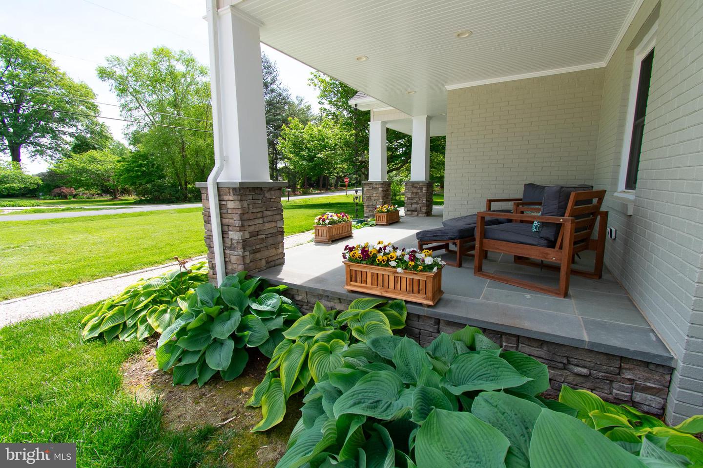 1026 Riverview Ter