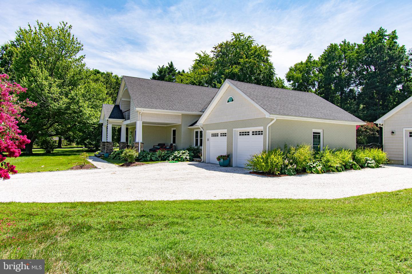 1026 Riverview Ter