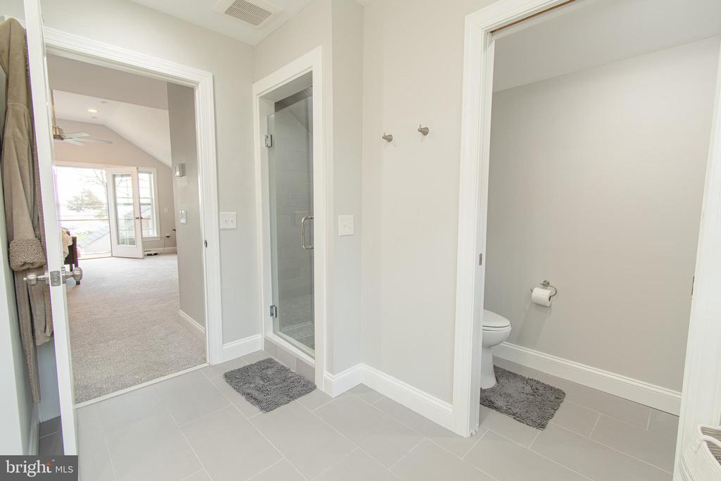 1026 Riverview Ter