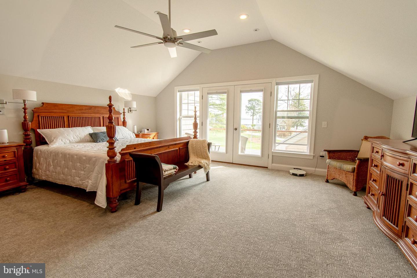 1026 Riverview Ter