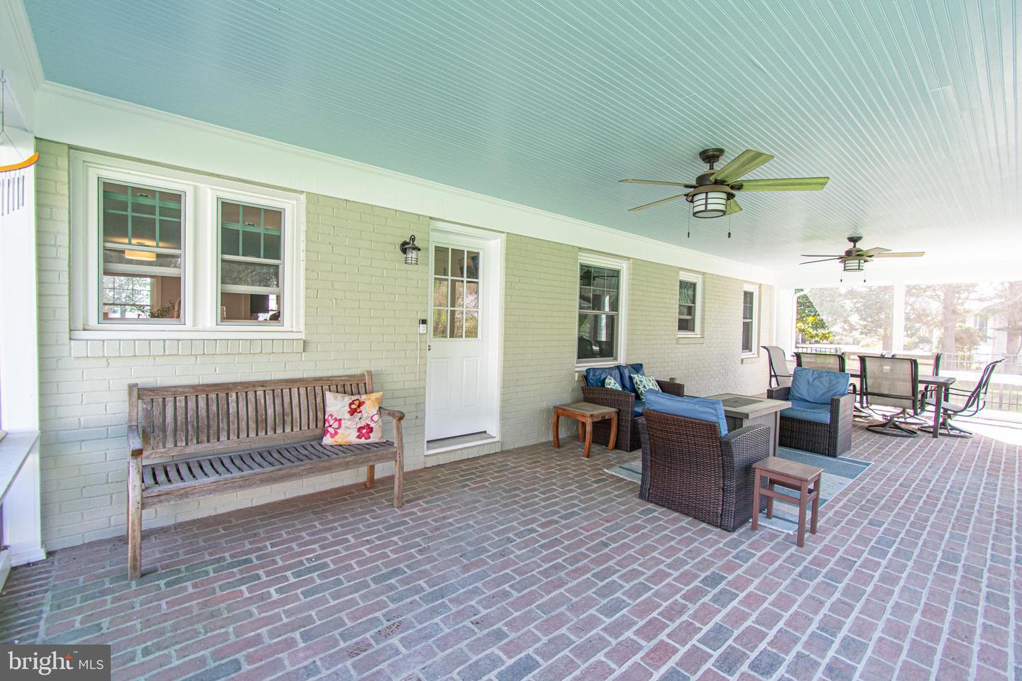 1026 Riverview Ter
