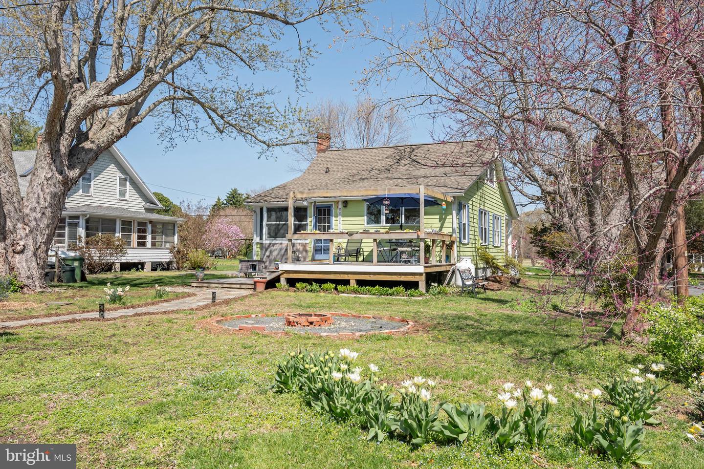 8858 Howeth Rd