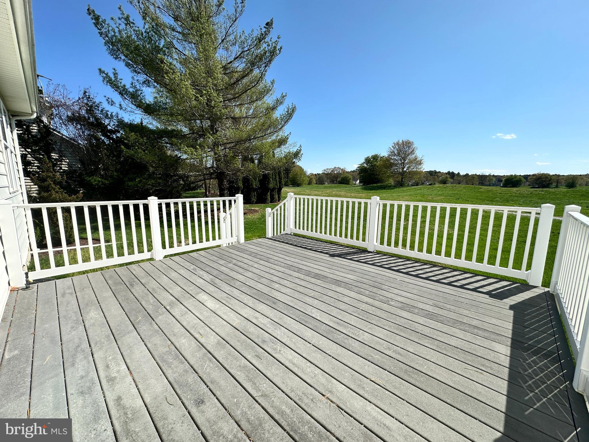 28485 CLUBHOUSE DRIVE