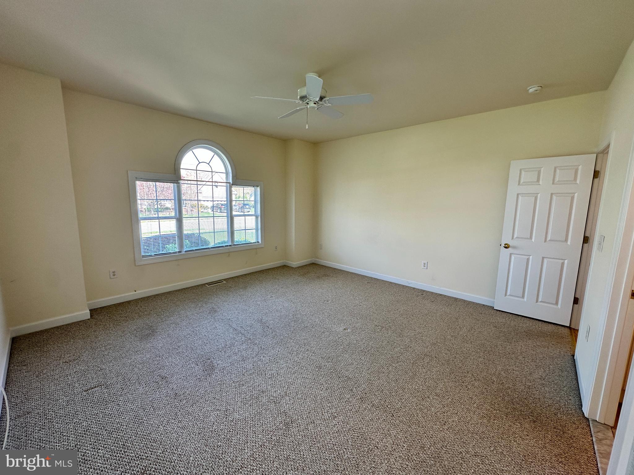 28485 CLUBHOUSE DRIVE