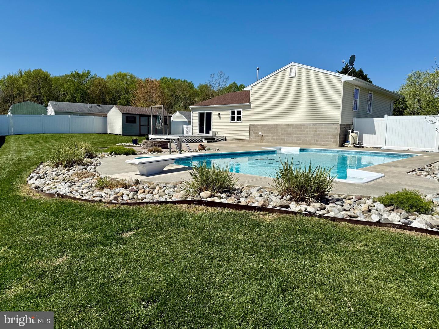 8635 Brenton Dr