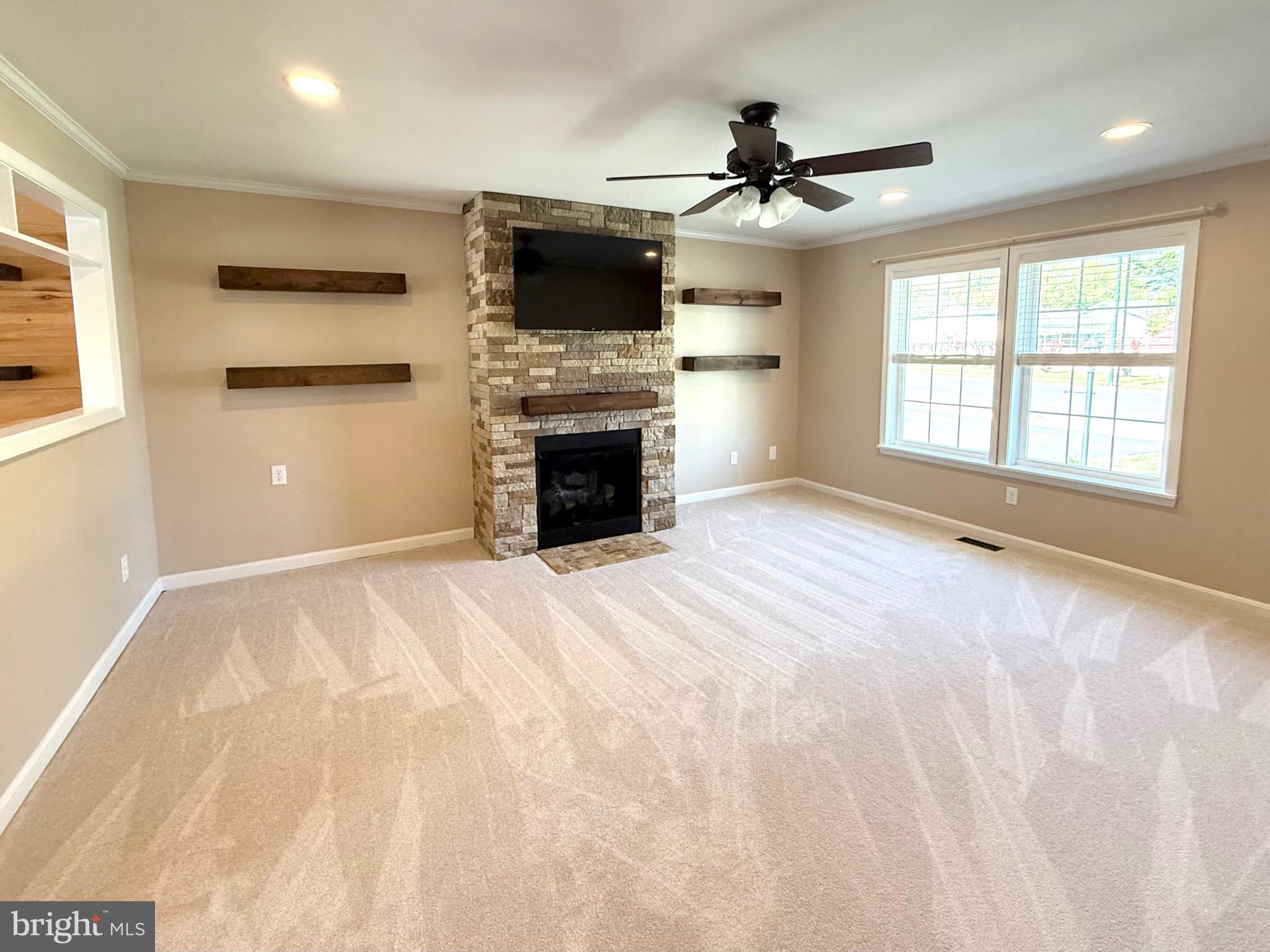 8635 Brenton Dr