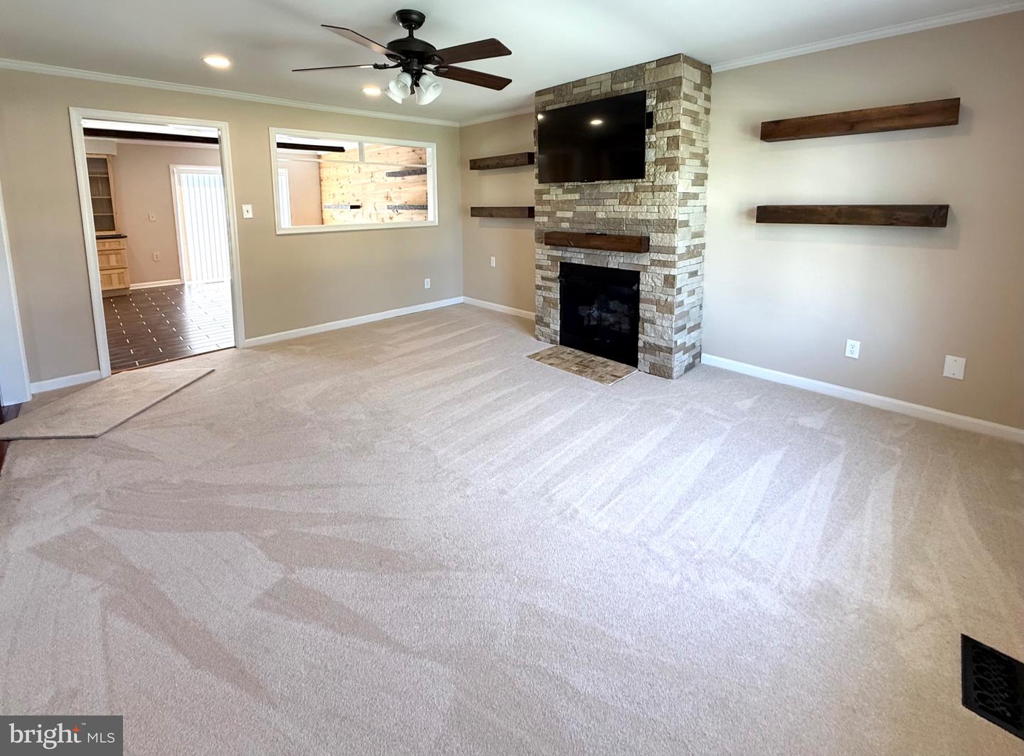 8635 Brenton Dr