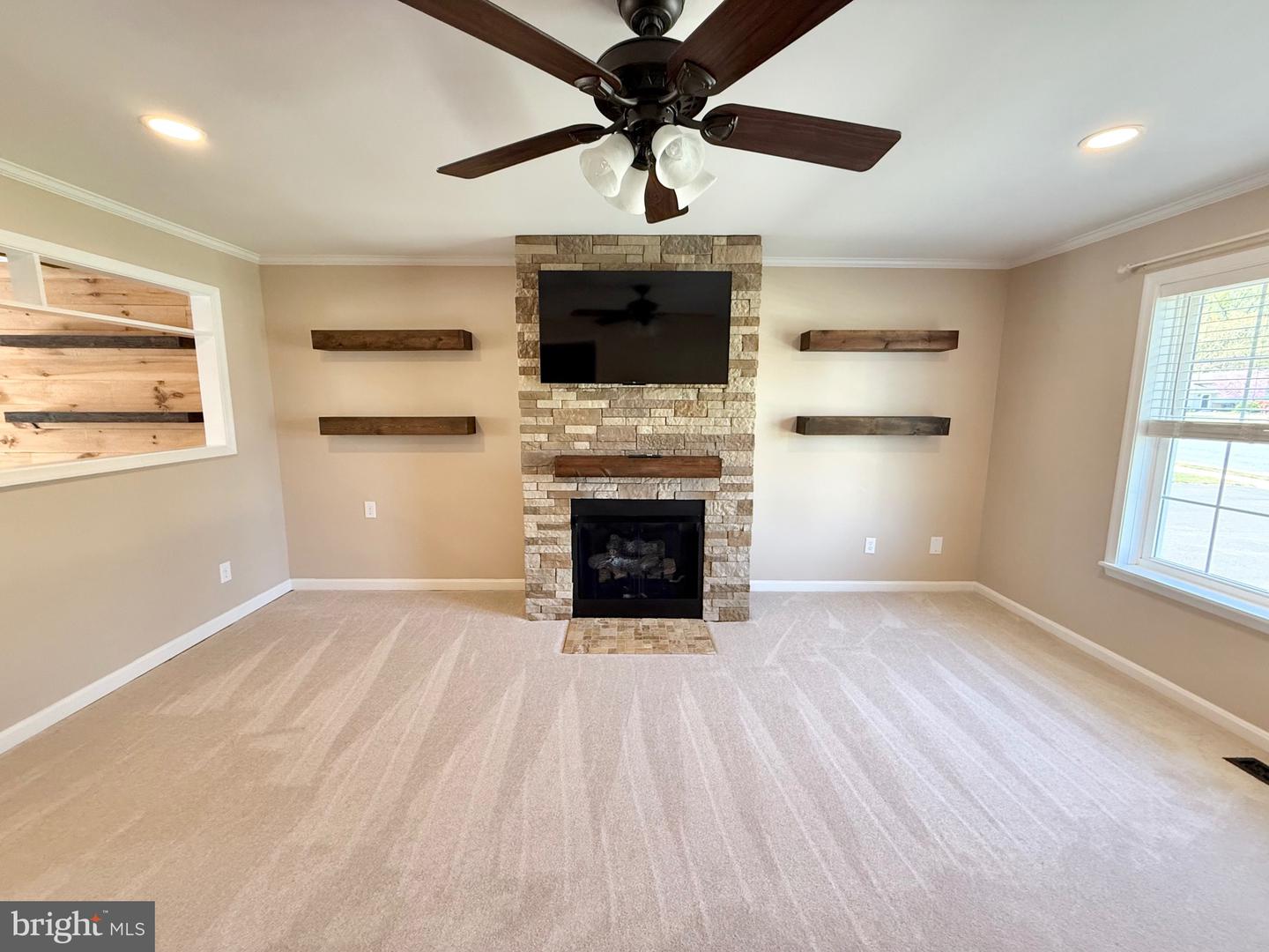 8635 Brenton Dr