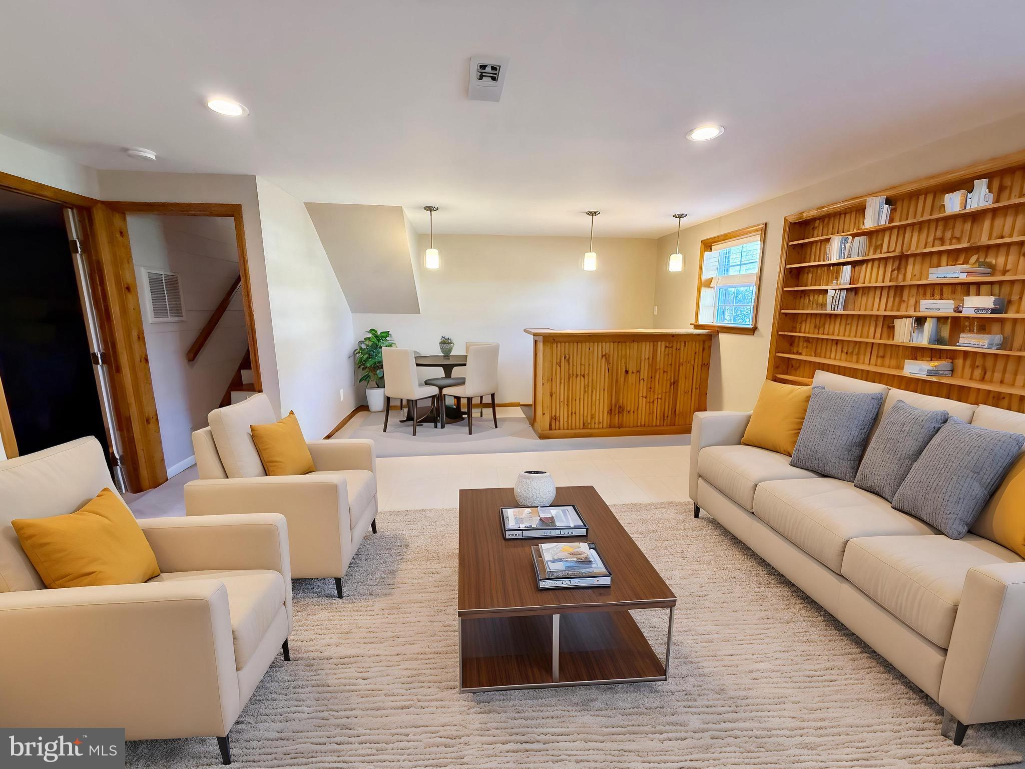 8635 Brenton Dr