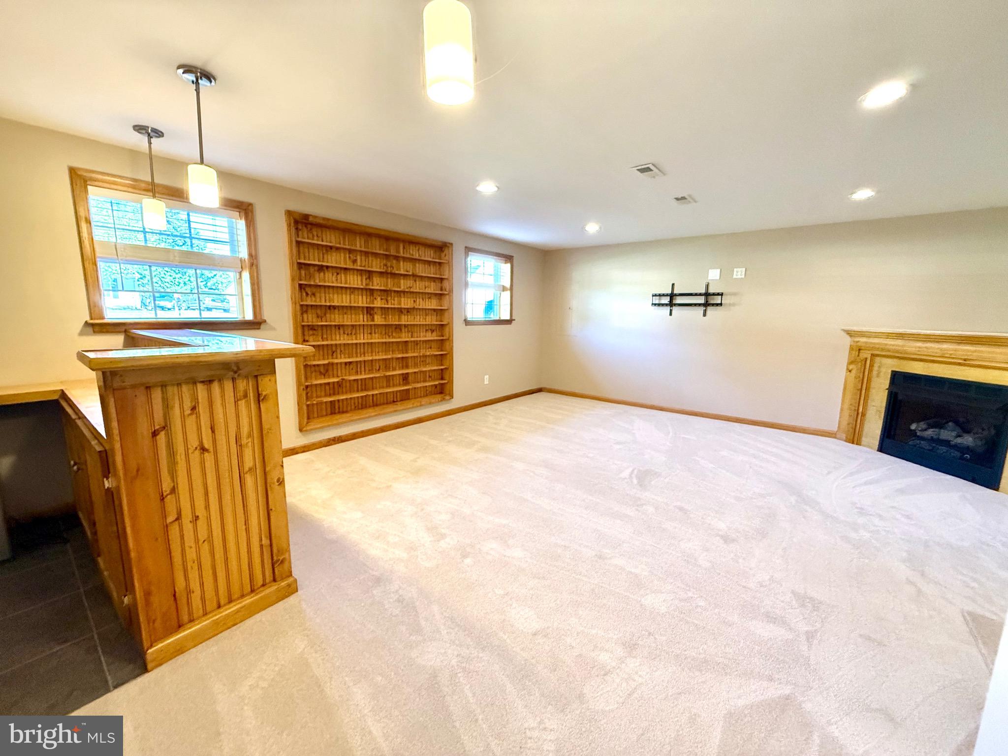 8635 Brenton Dr