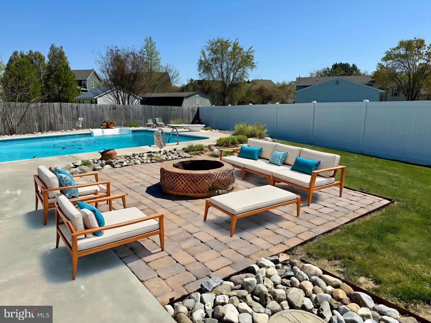 8635 Brenton Dr