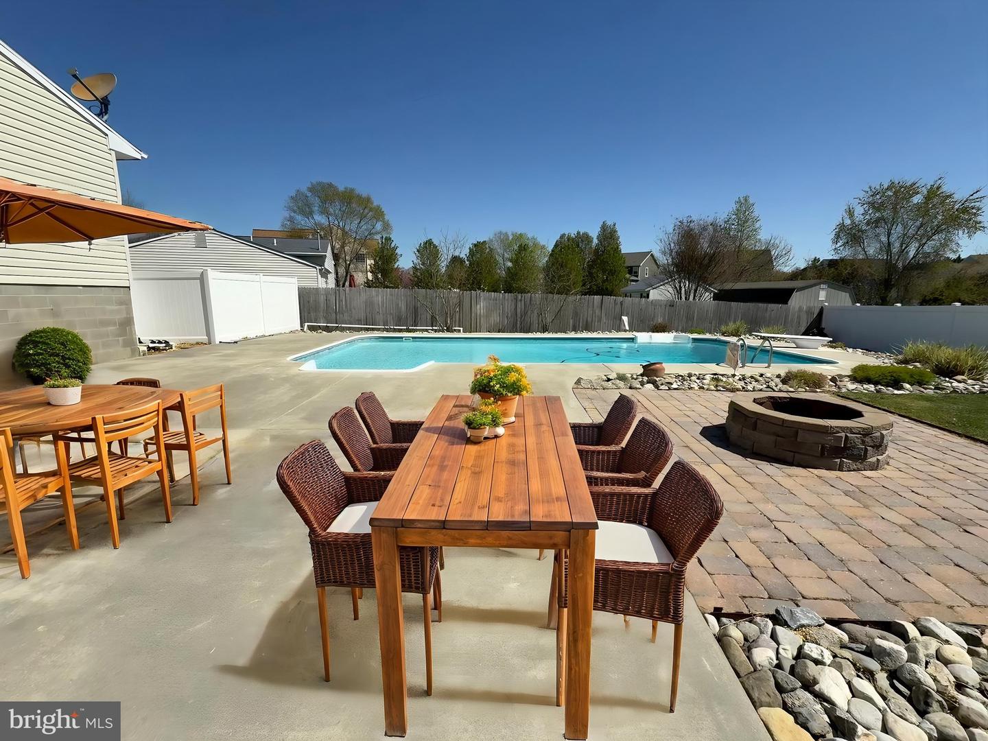 8635 Brenton Dr