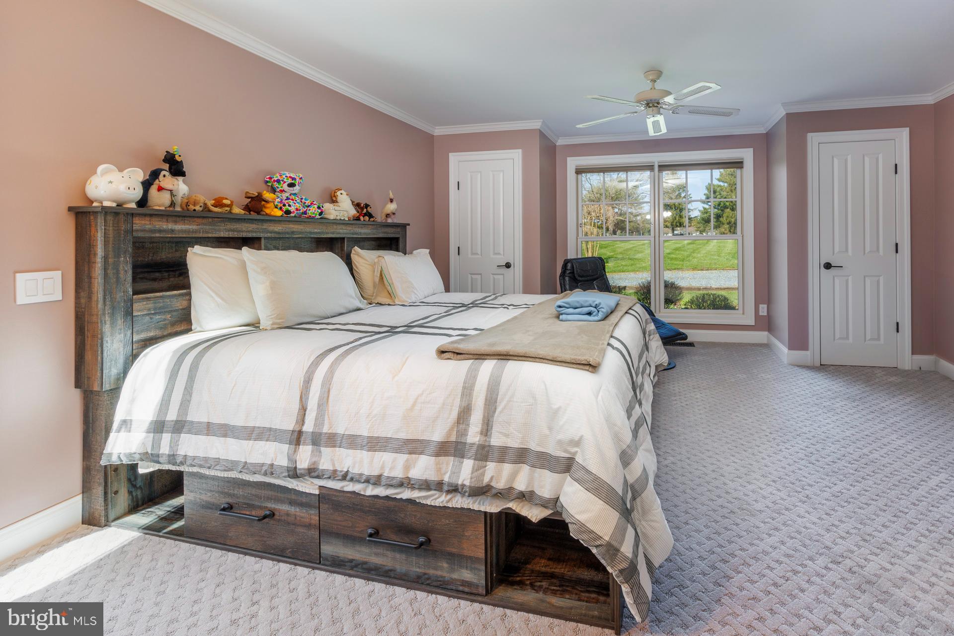 6119 Country Club Dr