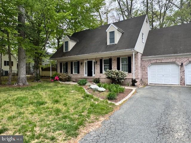 7047 MAPLE CT