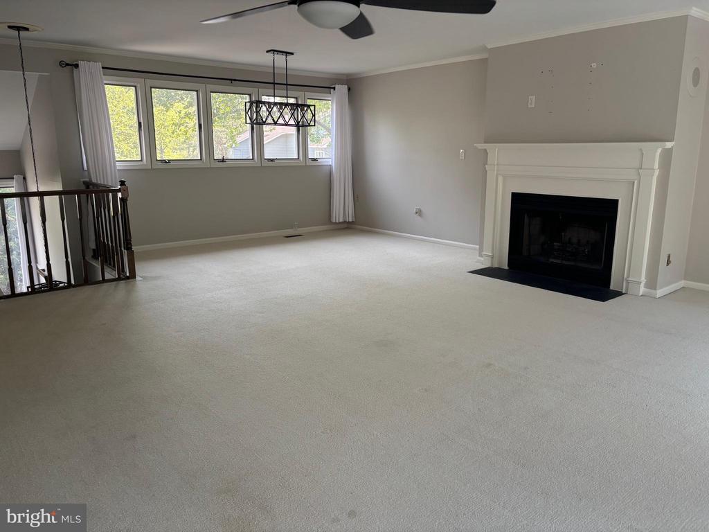 24700 DEEPWATER POINT #7-7446