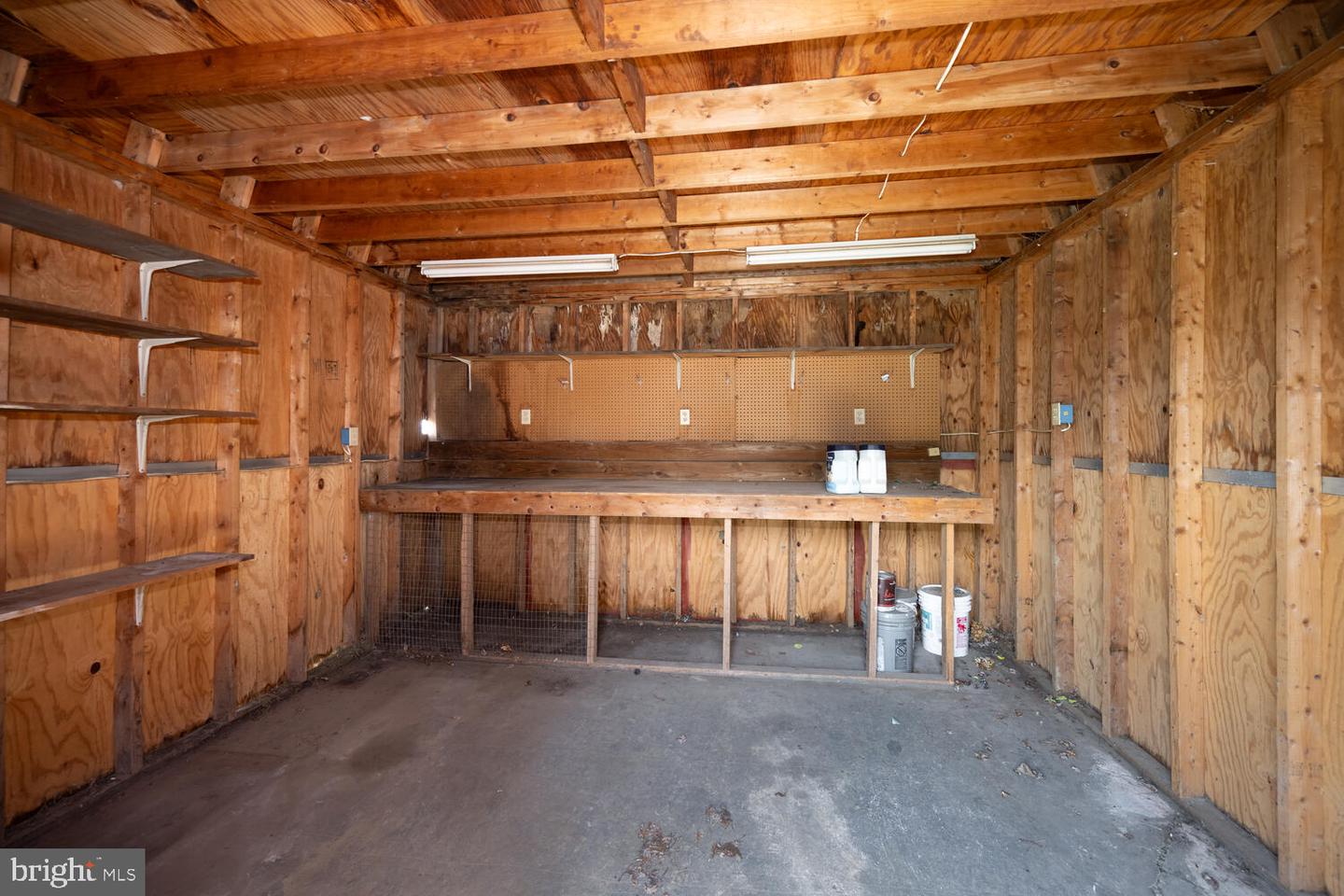 627 Elizabeth St