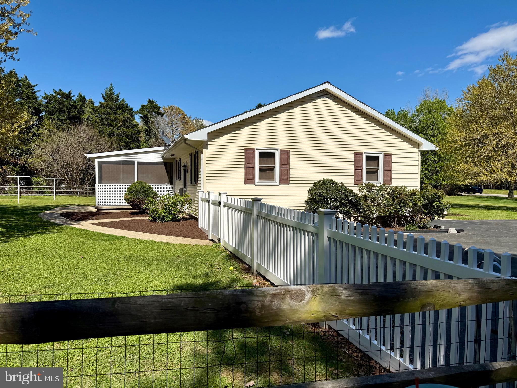 27564 Saint Michaels Rd