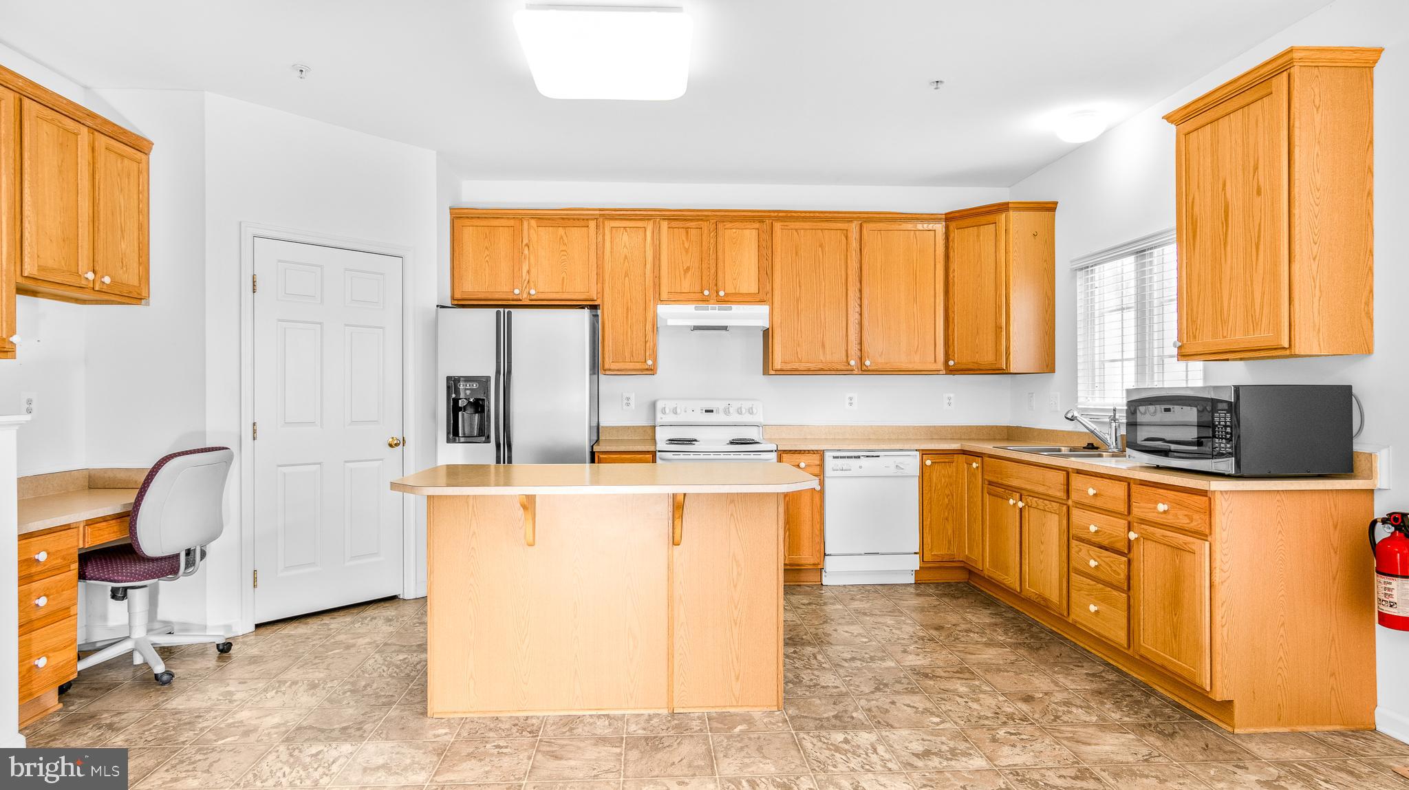 300 DIXON ST #102