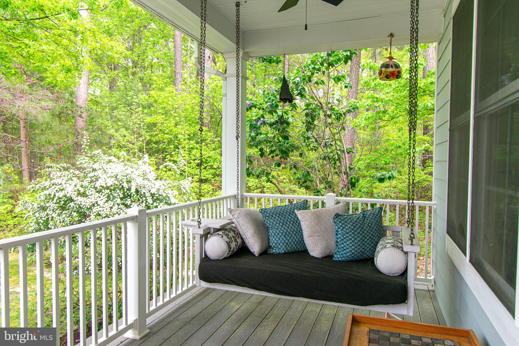7896 Hart Glen