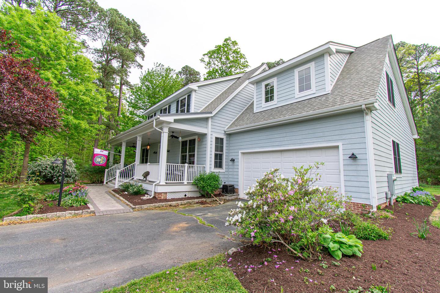 7896 Hart Glen