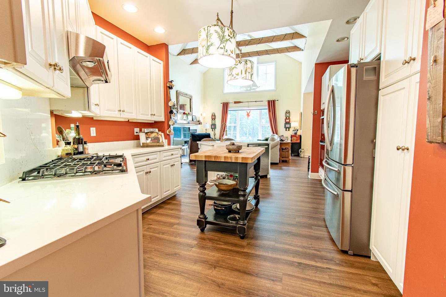 7896 Hart Glen